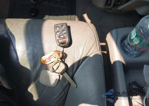 2010 Honda Odyssey Touring z USA, uszkodzony, nr VIN 5FNRL3H92AB059007